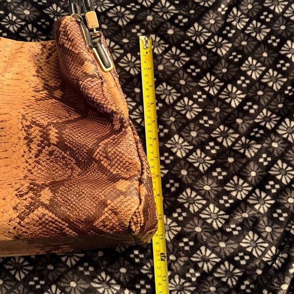 Coach Phoebe Brown Snakeskin Limited Edition Purse - Picture 8 of 9